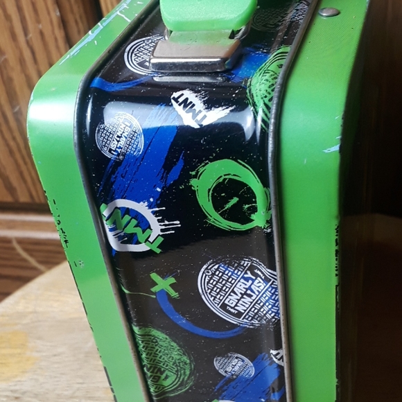 Teenage Mutant Ninja Turtles GreenTin Box 2015 - Picture 8 of 16